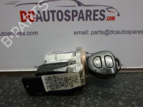 Used Switch Switch TOYOTA AURIS (_E15_) 1.4 (ZZE150_, ZZE150R) (97 hp) 38812052 38812052