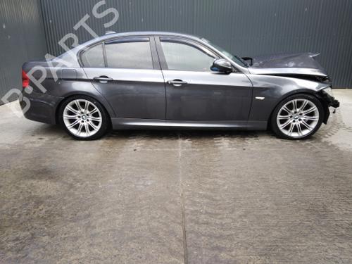 Fuse box BMW 3 (E90) 320 d | BP38811526E1 - Image 10