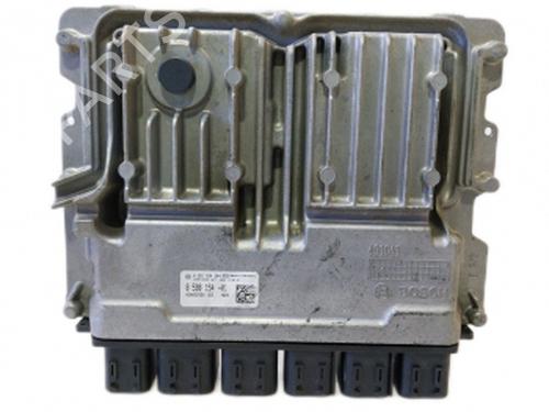 engine-control-unit-ecu-bmw-5-g30-f90-2016-38804723 main image