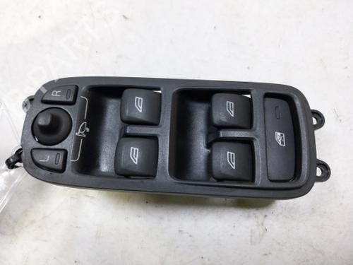 Used Right front window switch Right front window switch VOLVO S60 II (134) DRIVe / D2 (114 hp) 38804105 38804105