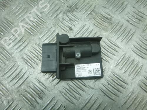 Used Electronic sensor Electronic sensor VW GOLF VII (5G1, BQ1, BE1, BE2) 2.0 TDI (150 hp) 38812623 38812623