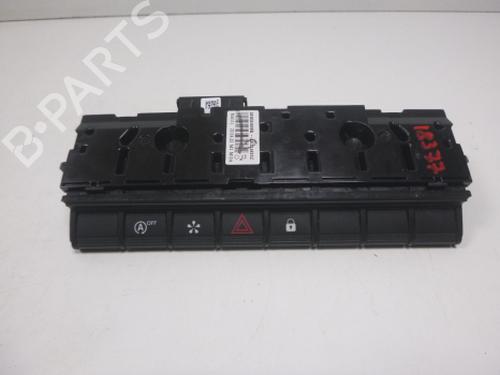 Used Warning switch Warning switch RENAULT CAPTUR II (HF_) TCe 90 (HFM6) (91 hp) 38810762 38810762