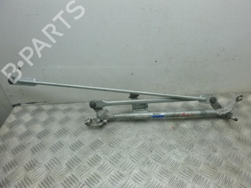 front-wipers-mechanism-renault-megane-iv-hatchback-b9amn_-2015-38807502 main image