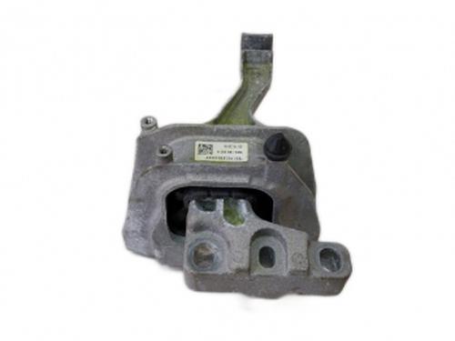engine-mount-vw-passat-b8-3g2-cb2-2014-38803691 main image