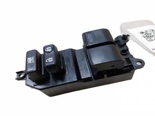 right-front-window-switch-toyota-auris-_e18_-2012-2013-2014-2015-2016-2017-2018-2019-39690033 main image