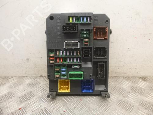 fuse-box-peugeot-508-i-8d_-2010-2011-2012-2013-2014-2015-2016-2017-2018-38803007 main image