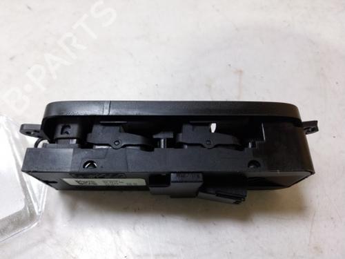 Right front window switch VOLVO S40 II (544) 1.6 D | BP38806820I26 - Image 3