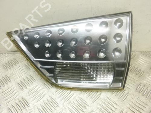 right-tailgate-light-mitsubishi-outlander-ii-cw_w-2005-2006-2007-2008-2009-2010-2011-2012-38802289 main image