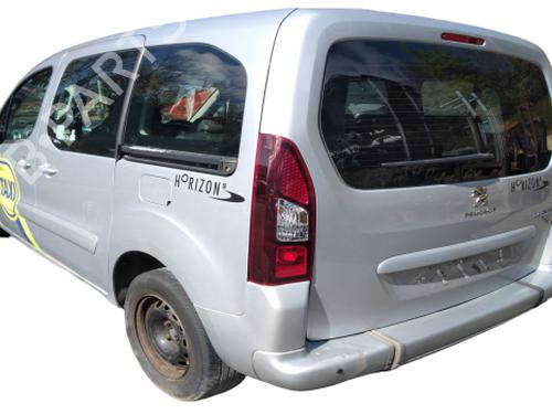 Engine control unit (ECU) PEUGEOT PARTNER Tepee 1.6 HDi 90 | BP38813015M57 - Image 9