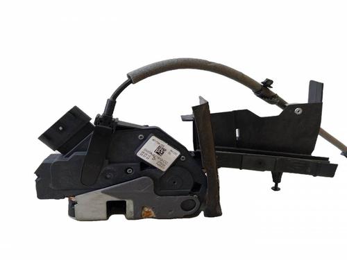 front-right-lock-ford-focus-iii-2010-2011-2012-2013-2014-2015-2016-2017-2018-2019-2020-39933390 main image