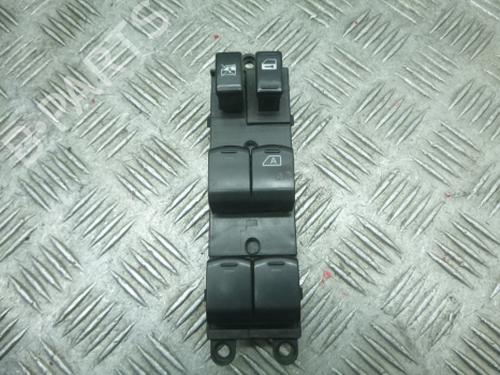 right-front-window-switch-subaru-forester-sh_-2007-38809338 main image