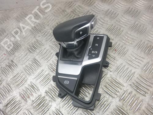 Used Shift knob Shift knob AUDI A4 B9 (8W2, 8WC) 35 TDI (150 hp) 38810110 38810110