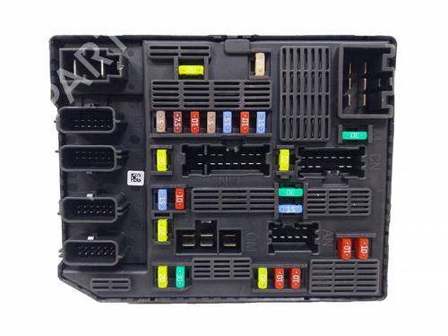 fuse-box-renault-fluence-l3_-2010-39621961 main image