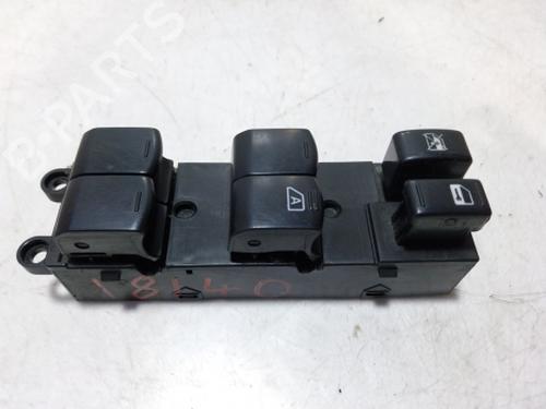 Used Right front window switch Right front window switch SUBARU IMPREZA Hatchback (GR, GH, G3) 2.0 D AWD (150 hp) 38807848 38807848