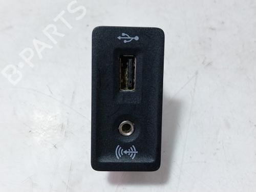 Used Electronic module Electronic module VW CADDY IV Box Body/MPV (SAA, SAH) 2.0 TDI (102 hp) 38815940 38815940