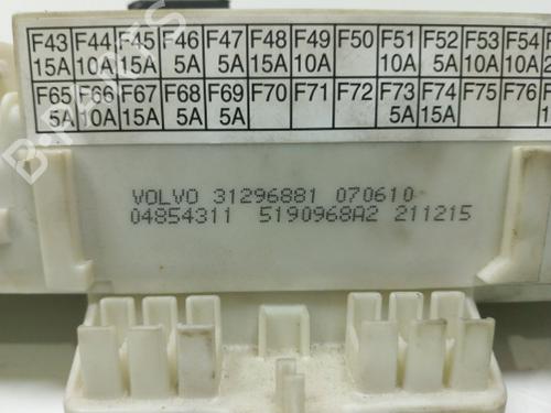 Fuse box VOLVO V50 (545) 1.6 D | BP38815091E1  - Image 8
