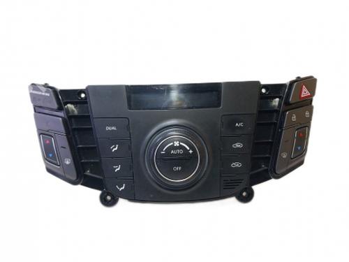 climate-control-hyundai-i40-i-vf-2012-2013-2014-2015-2016-2017-2018-2019-38805314 main image