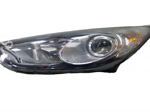 Used Left headlight Left headlight HYUNDAI ix35 Van CRDi 4WD (136 hp) 40197083 40197083