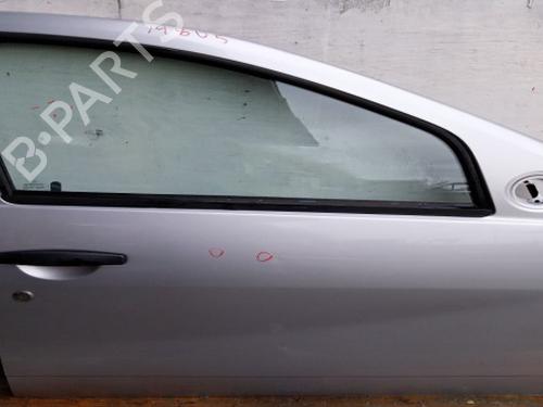Used Right front door Right front door DACIA DUSTER (HM_) 1.5 dCi 110 4x4 (HMAB) (109 hp) 38808924 38808924