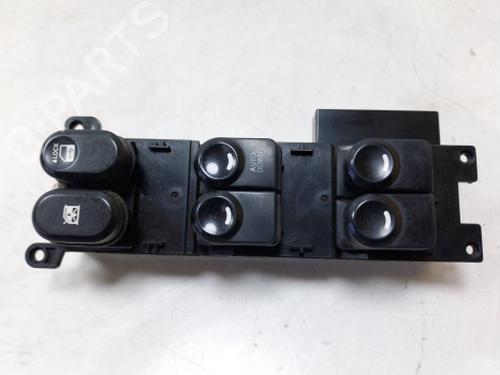 Used Right front window switch Right front window switch HYUNDAI i30 (FD) 1.6 CRDi (116 hp) 38811875 38811875