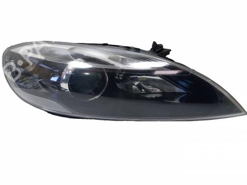 Used Right headlight Right headlight VOLVO V40 Hatchback (525) D2 (114 hp) 40466869 40466869
