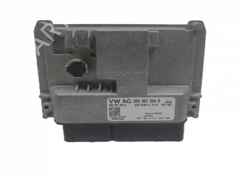 Used Engine control unit (ECU) Engine control unit (ECU) SKODA KAROQ (NU7, ND7) 1.0 TSI (110 hp) 39960979 39960979