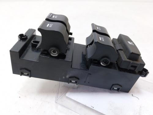 Right front window switch HYUNDAI i40 I (VF) 1.7 CRDi | BP38811294I26 - Image 2