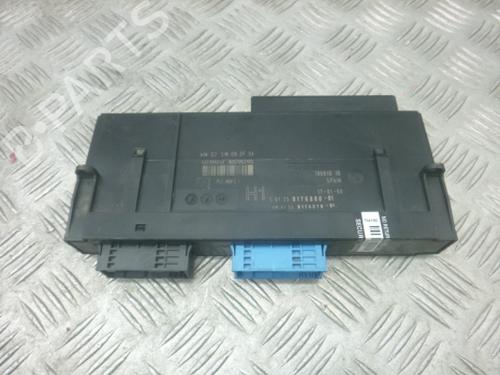 Used Fuse box Fuse box BMW 3 (E90) 320 d (177 hp) 38811526 38811526