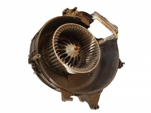 Used Heater blower motor Heater blower motor BMW 5 (F10) 520 d (184 hp) 40157639 40157639