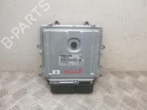 Used Engine control unit (ECU) Engine control unit (ECU) VOLVO S80 II (124) D5 (215 hp) 38807297 38807297