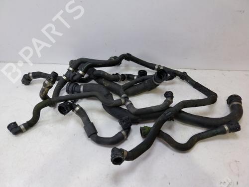 pipe-bmw-5-g30-f90-2016-38805415 main image