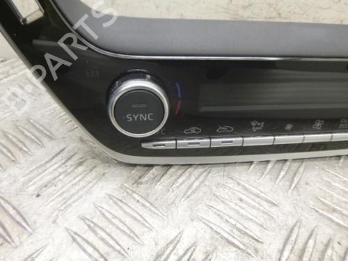 Climate control TOYOTA COROLLA Hatchback (_E21_, _EA1_, _EH1_) 1.8 VVTi Hybrid (ZWE219) | BP38803825I5 - Image 2