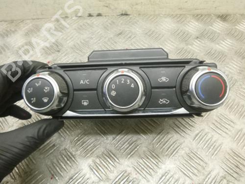 climate-control-nissan-micra-v-k14-2016-38803109 main image