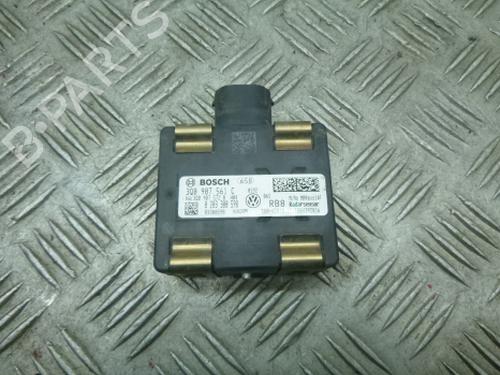Used Electronic module Electronic module VW PASSAT B8 (3G2, CB2) 2.0 TDI (150 hp) 38812724 38812724