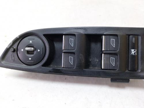 Right front window switch FORD FOCUS III Saloon 1.6 TDCi | BP38812453I26 - Image 3