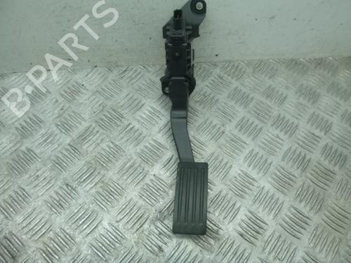 pedal-ford-kuga-iii-dfk-2019-38811573 main image