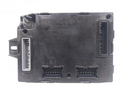 fuse-box-renault-captur-i-j5_-h5_-2013-38815742 main image