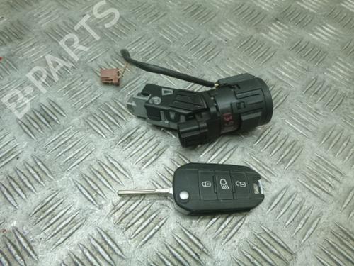 Used Switch Switch PEUGEOT 3008 II SUV (MC_, MR_, MJ_, M4_) 1.5 BlueHDi 130 (131 hp) 38804295 38804295