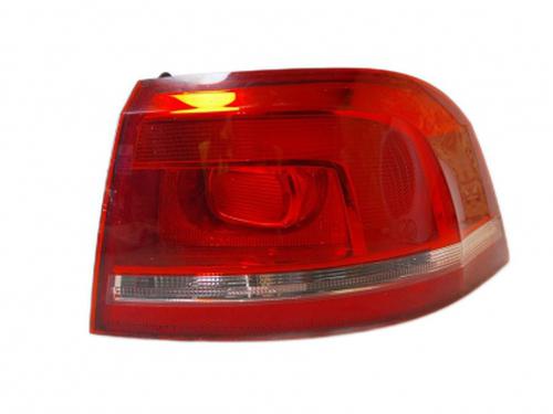 right-taillight-vw-passat-b7-variant-365-2010-2011-2012-2013-2014-2015-38806525 main image