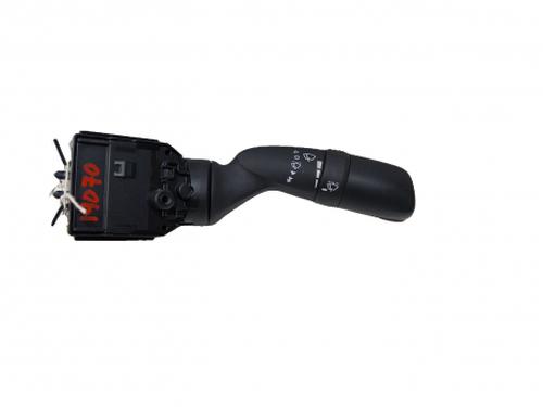 Used Steering column stalk Steering column stalk TOYOTA COROLLA Saloon (_E21_) 1.8 VVTi Hybrid (126 hp) 38813496 38813496