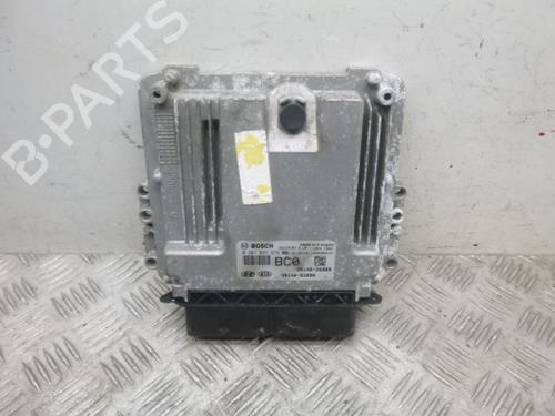 Used Engine control unit (ECU) Engine control unit (ECU) HYUNDAI TUCSON (TL, TLE) 1.7 CRDi (116 hp) 38806556 38806556