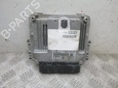 engine-control-unit-ecu-maserati-quattroporte-vi-2012-38809298 main image