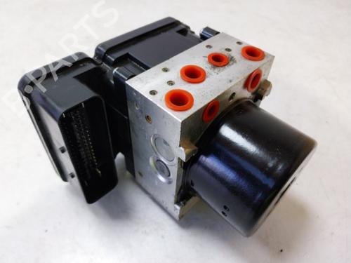 Used ABS pump ABS pump VOLVO V60 I (155) D5 AWD (215 hp) 38806420 38806420