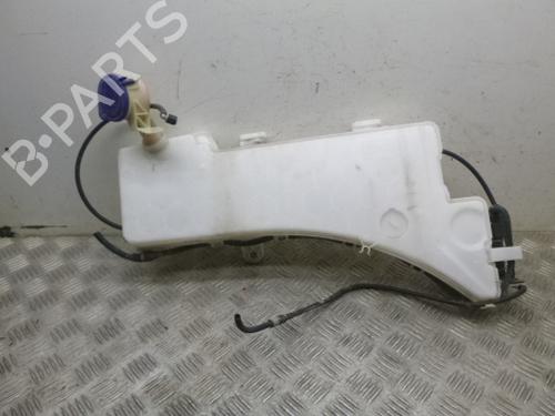 Used Windscreen washer tank Windscreen washer tank PEUGEOT 3008 II SUV (MC_, MR_, MJ_, M4_) 1.5 BlueHDi 130 (131 hp) 38804293 38804293