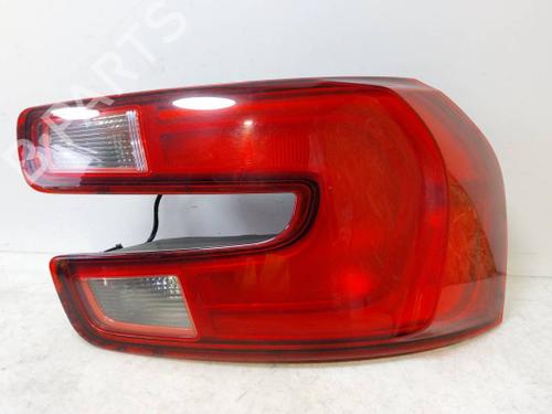 right-tailgate-light-citroen-c4-picasso-ii-2013-40544339 main image