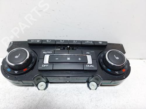 Used Climate control Climate control SKODA SUPERB II (3T4) 1.6 TDI (105 hp) 38803186 38803186