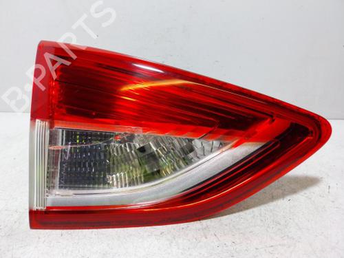 left-tailgate-light-ford-kuga-ii-dm2-2012-38808381 main image