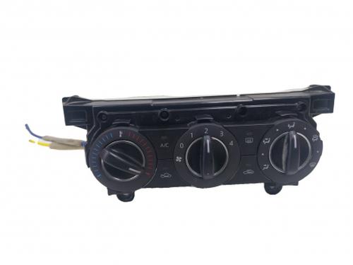 climate-control-mazda-2-hatchback-dl-dj-2014-38806634 main image