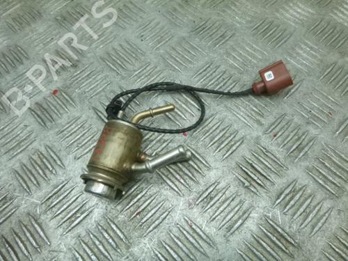 Used Injector Injector SKODA SUPERB III (3V3) 2.0 TDI (150 hp) 38811594 38811594