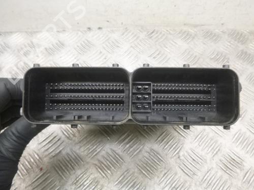 Engine control unit (ECU) VW PASSAT B8 Variant (3G5, CB5) 2.0 TDI | BP38807657M57 - Image 4